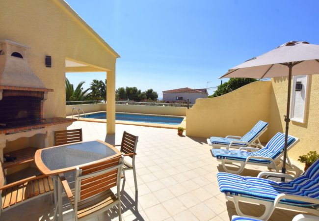 Chalet in Javea - Casa Feliz Javea - 5037